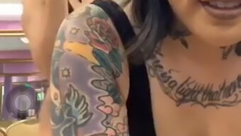 Asian Babe With Tattoos Twerks For Your Pleasure On Periscope